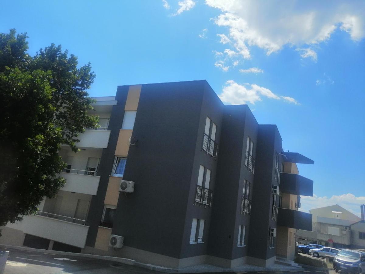 Luxury Apartment Queen Солин Экстерьер фото