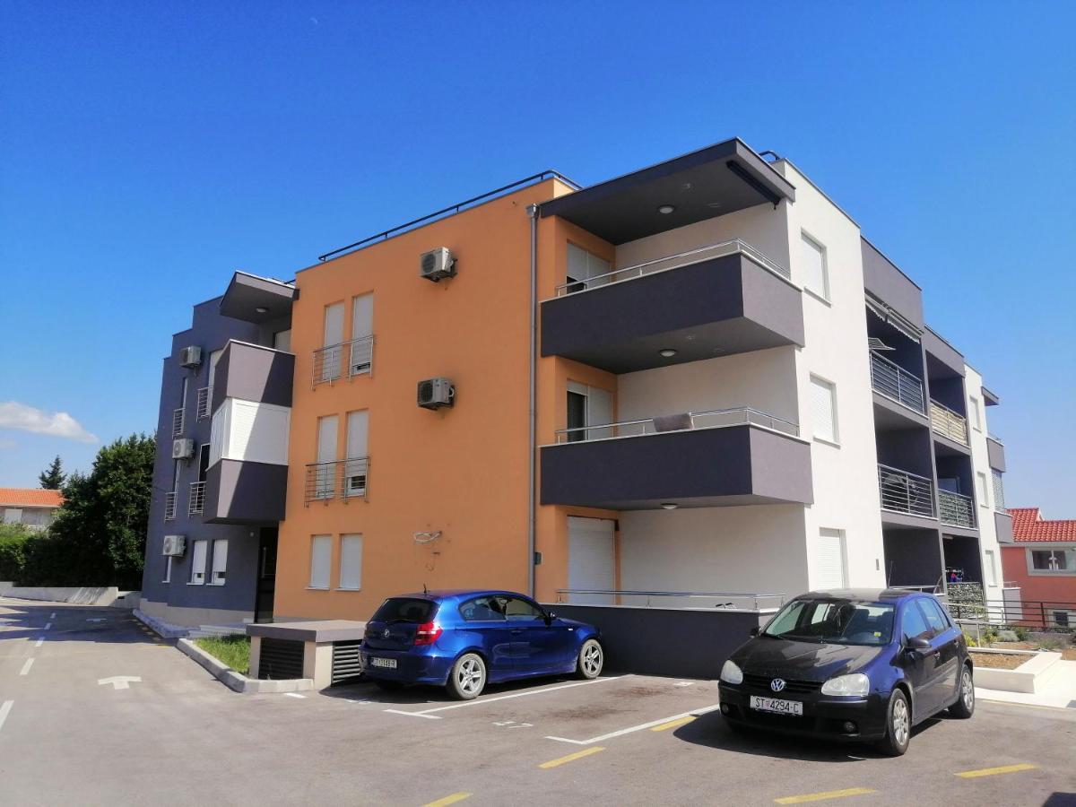 Luxury Apartment Queen Солин Экстерьер фото